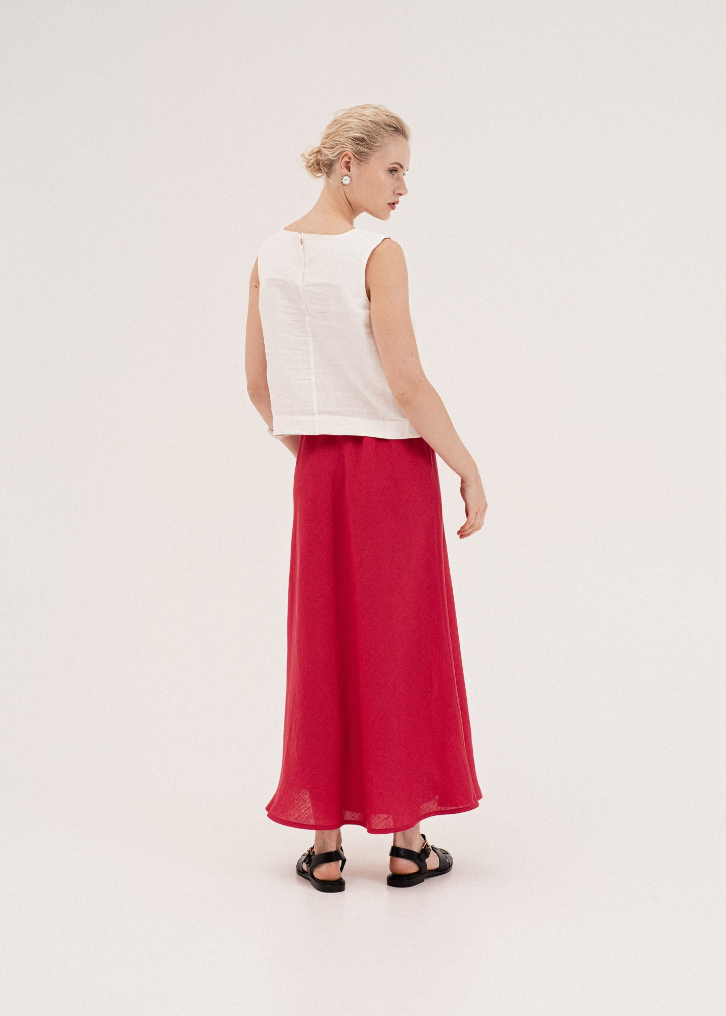 AmourLinen Linen dress Lucia classic sleeveless linen top Lucia classic sleeveless linen top